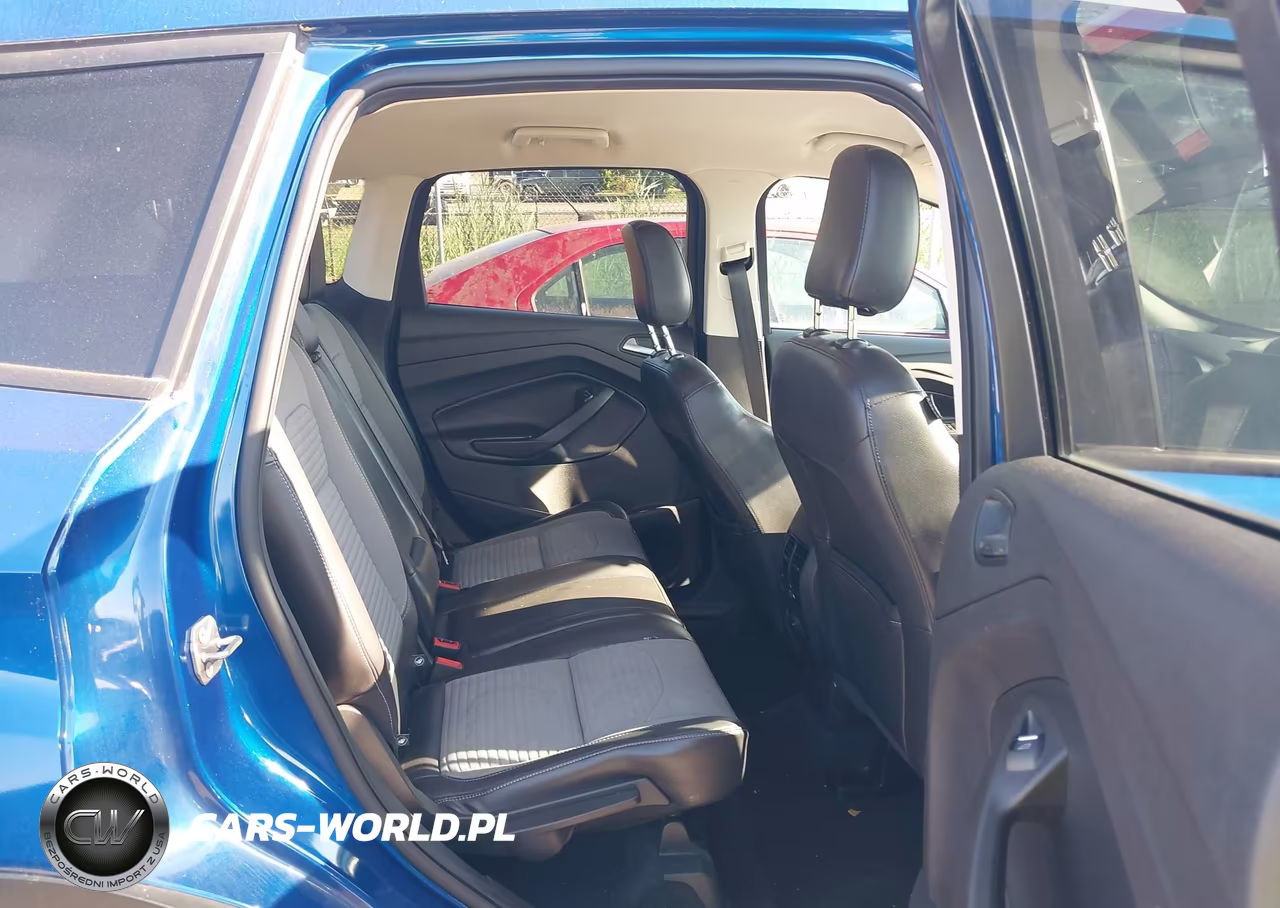 2019 Ford Escape Se VIN:1FMCU9GD0KUC19949 - 8