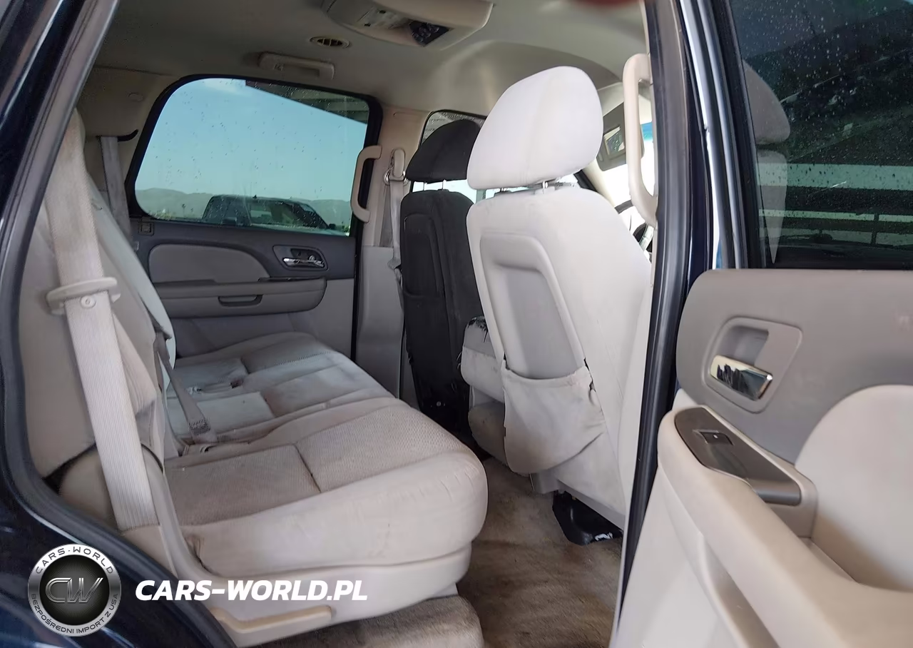 2007 Chevrolet Tahoe Ls VIN:1GNFC13C87R344749 - 8