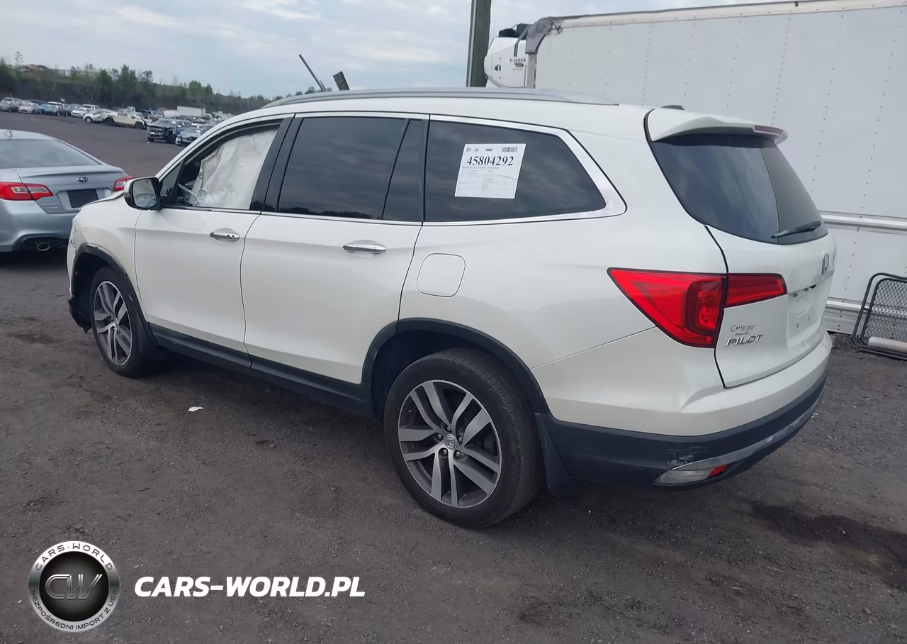2017 Honda Pilot Elite VIN:5FNYF6H05HB024610 - 3