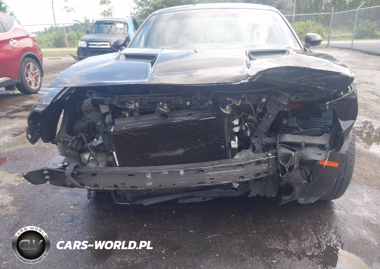2019 Dodge Challenger Sxt VIN:2C3CDZAG8KH752369 - 13
