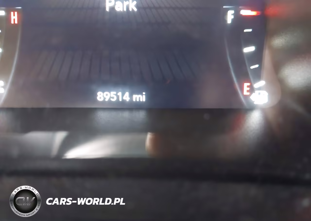 2019 Dodge Challenger Sxt VIN:2C3CDZAG8KH752369 - 16
