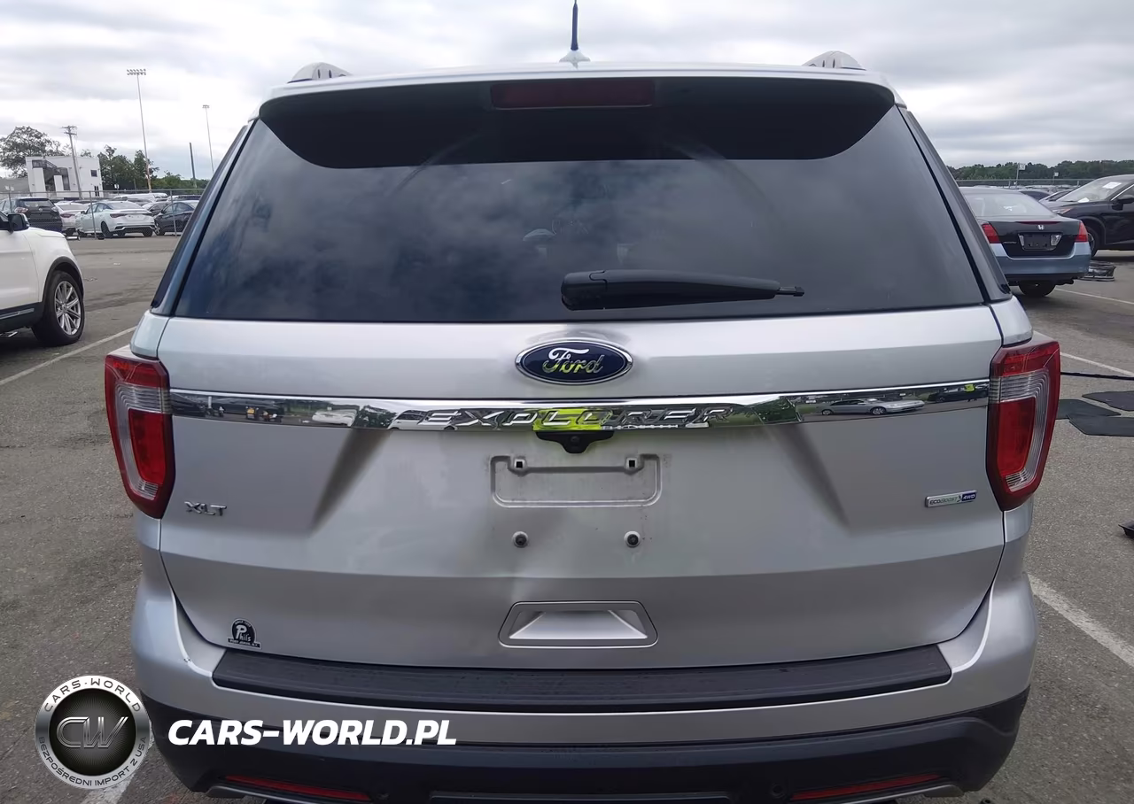 2019 Ford Explorer Xlt VIN:1FM5K8DH1KGA56940 - 16