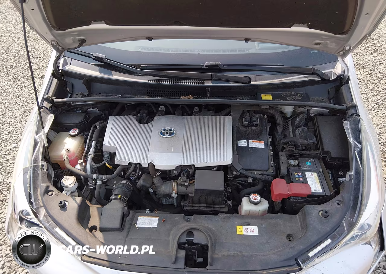 2017 Toyota Prius Four VIN:JTDKARFU4H3034571 - 10