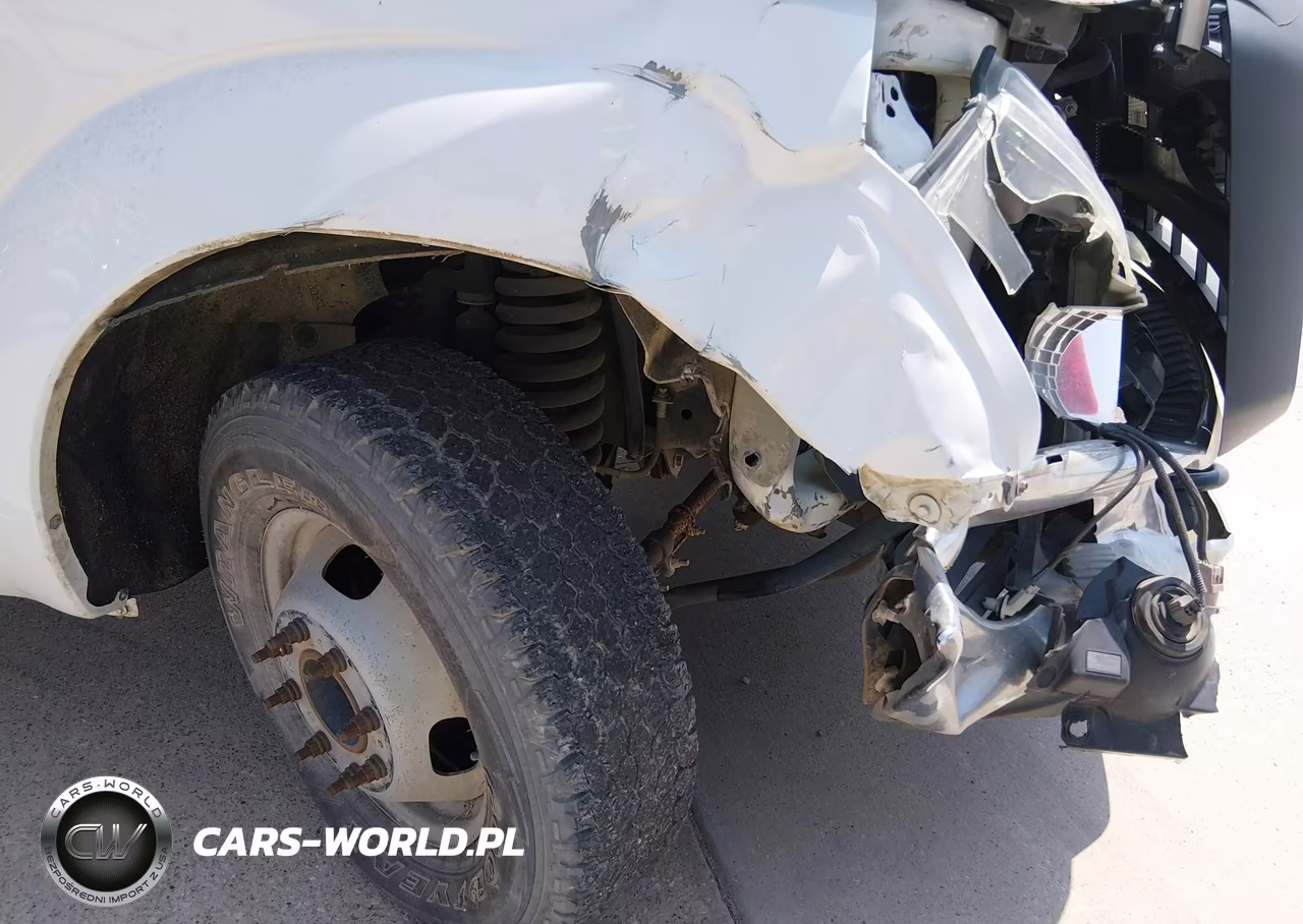 2016 Ford F-350 Chassis Xl-Xlt VIN:1FDRF3G68GEA81548 - 16