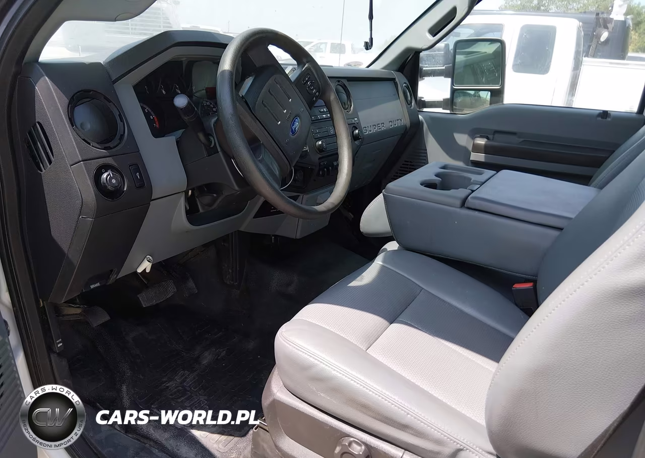 2016 Ford F-350 Chassis Xl-Xlt VIN:1FDRF3G68GEA81548 - 7