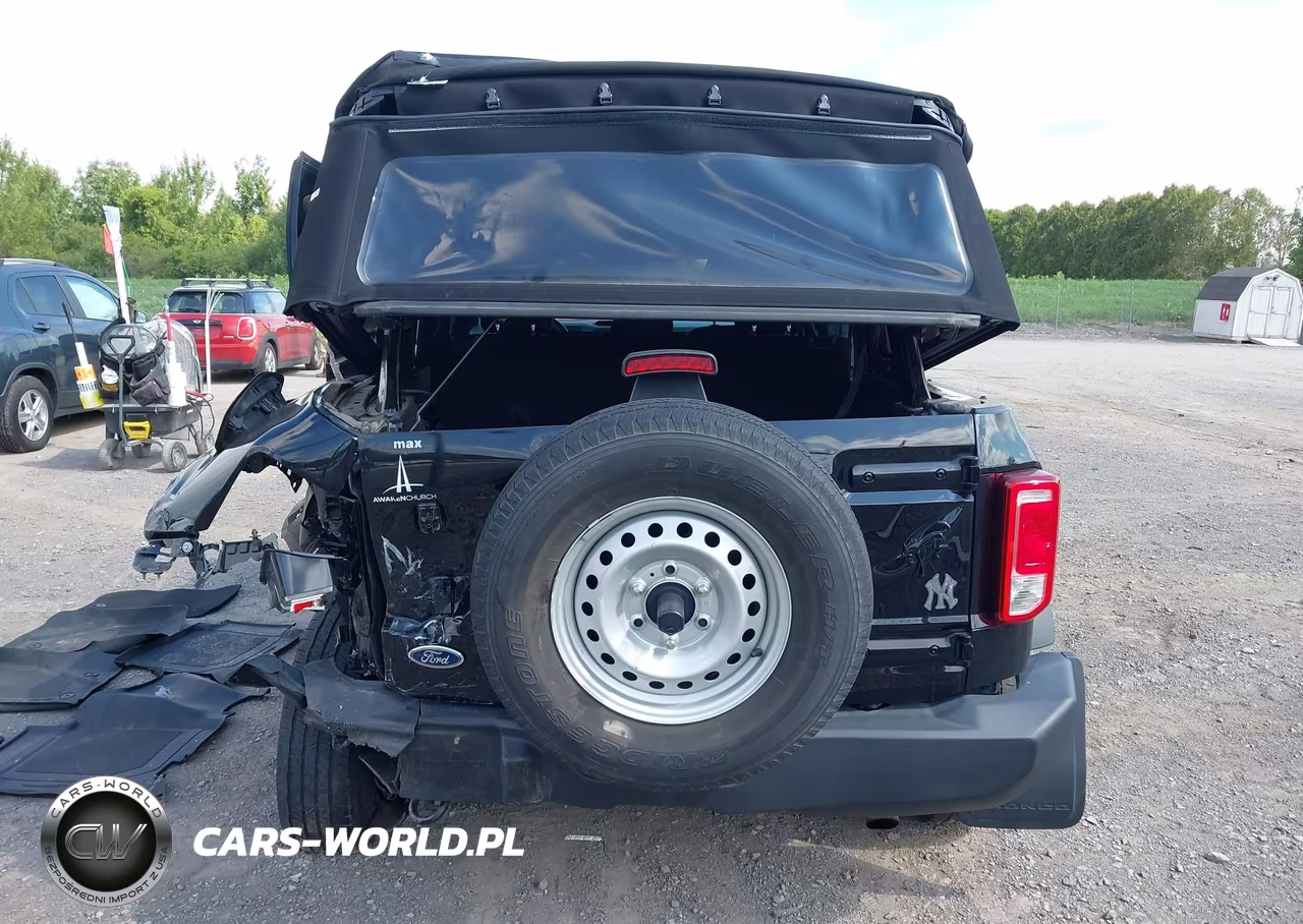 2022 Ford Bronco VIN:1FMDE5BH3NLA88868 - 17