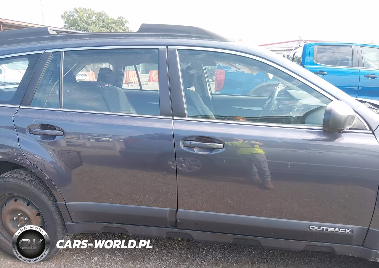 2014 Subaru Outback 2.5I VIN:4S4BRCAC8E3319205 - 14