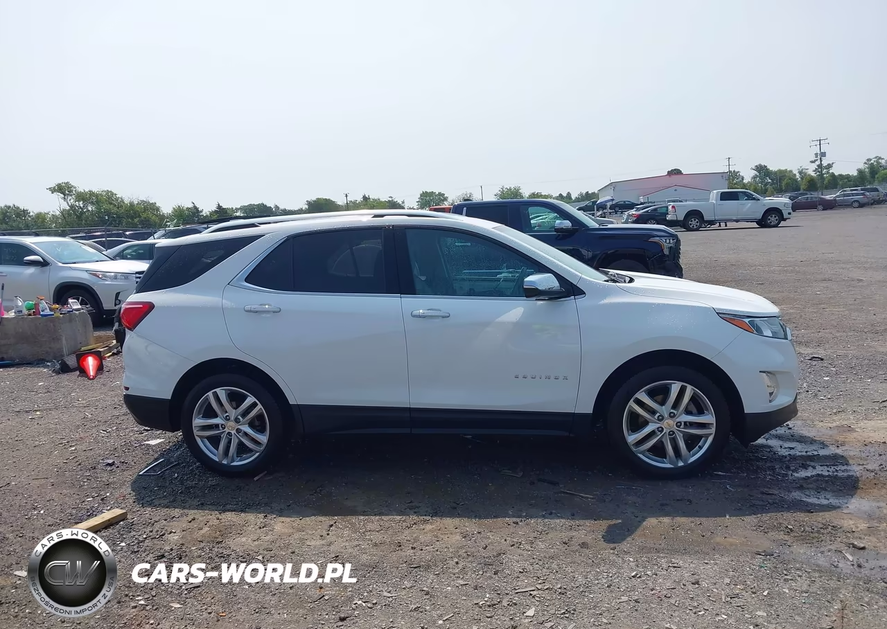 2018 Chevrolet Equinox Premier VIN:2GNAXNEX5J6169367 - 14