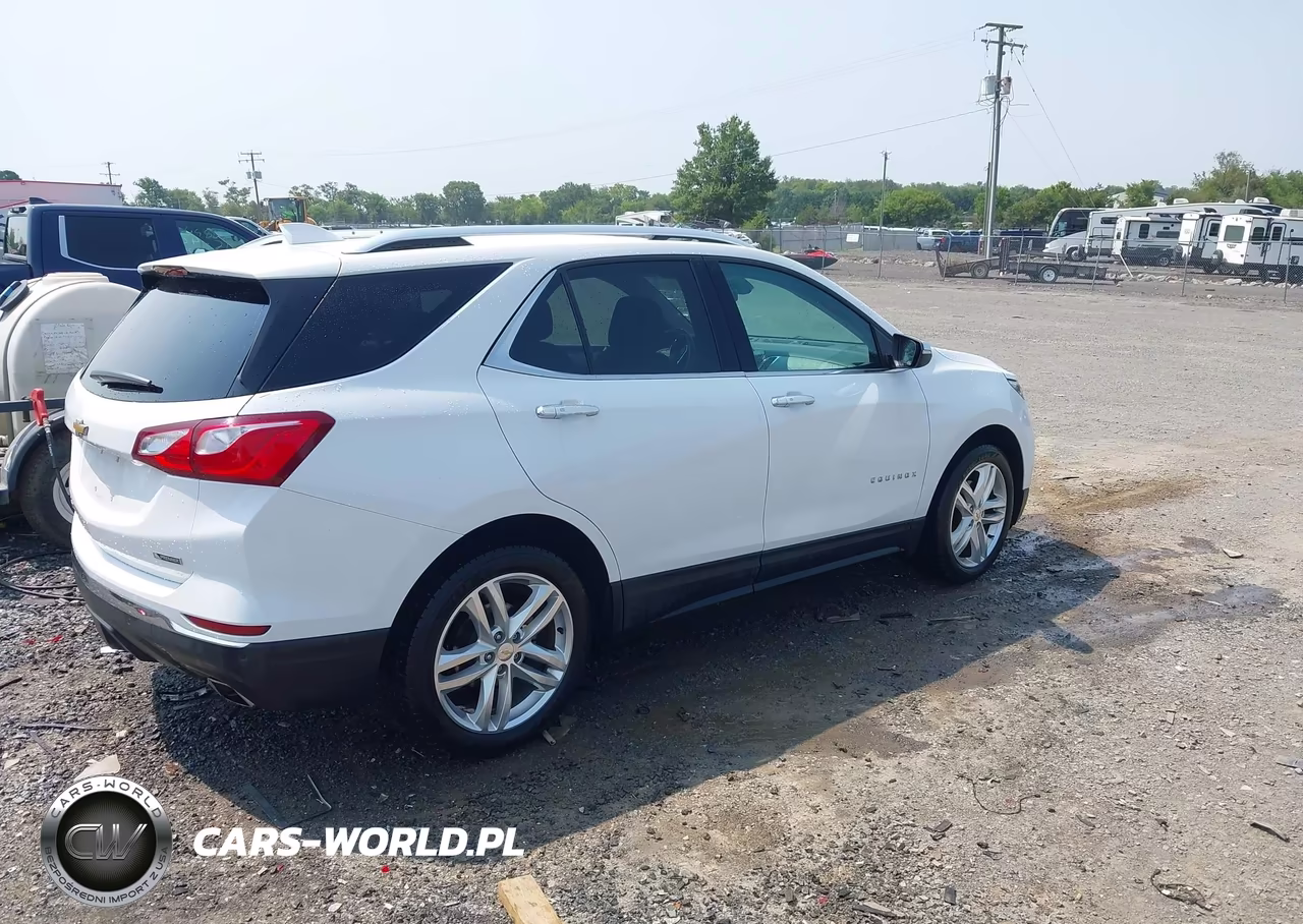 2018 Chevrolet Equinox Premier VIN:2GNAXNEX5J6169367 - 4
