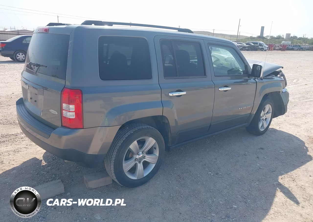 2013 Jeep Patriot Latitude VIN:1C4NJPFA6DD255374 - 4
