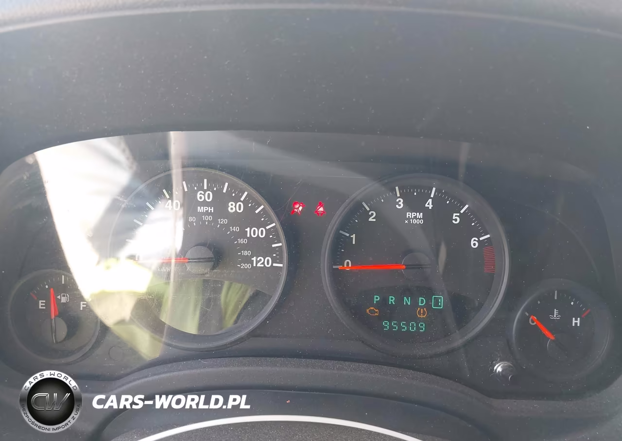 2013 Jeep Patriot Latitude VIN:1C4NJPFA6DD255374 - 7