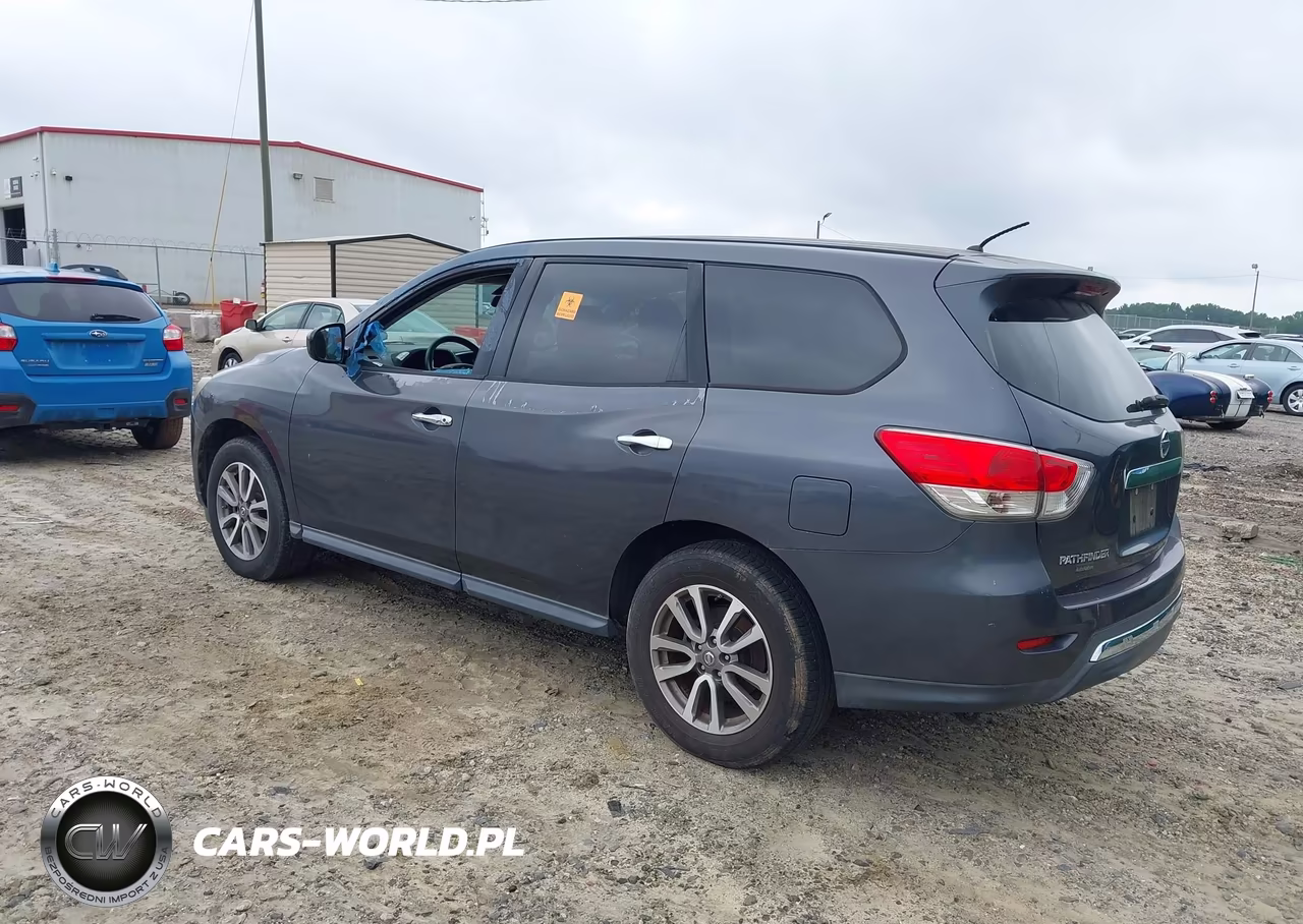 2014 Nissan Pathfinder S VIN:5N1AR2MN4EC621402 - 3