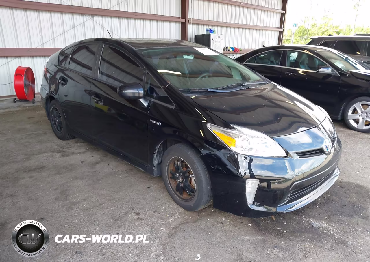 2014 Toyota Prius Two – zdjęcie 1 z 17