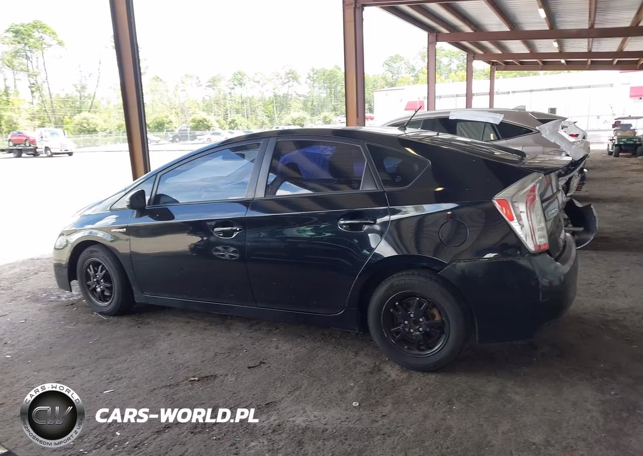 2014 Toyota Prius Two VIN:JTDKN3DU9E0359248 - 14