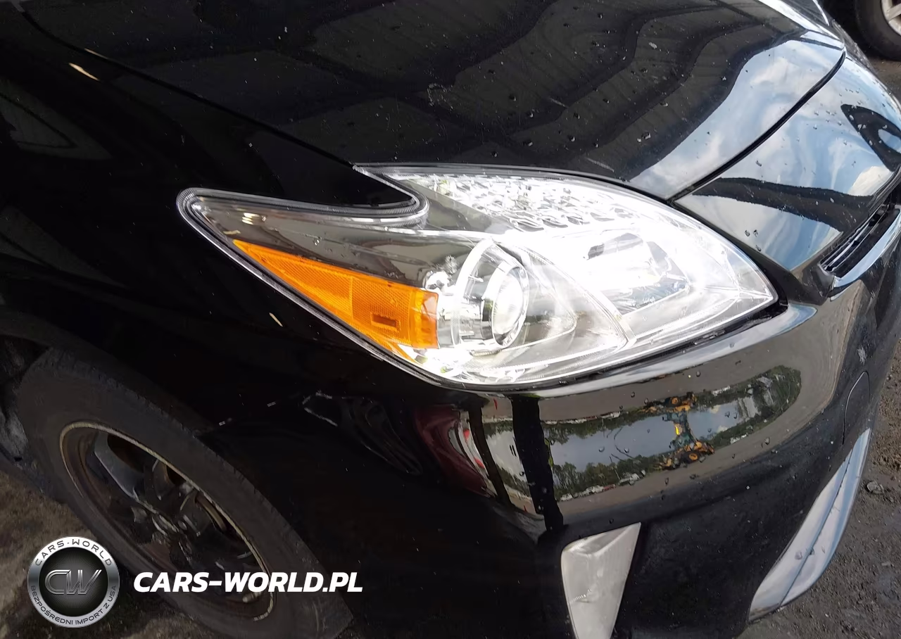 2014 Toyota Prius Two VIN:JTDKN3DU9E0359248 - 17