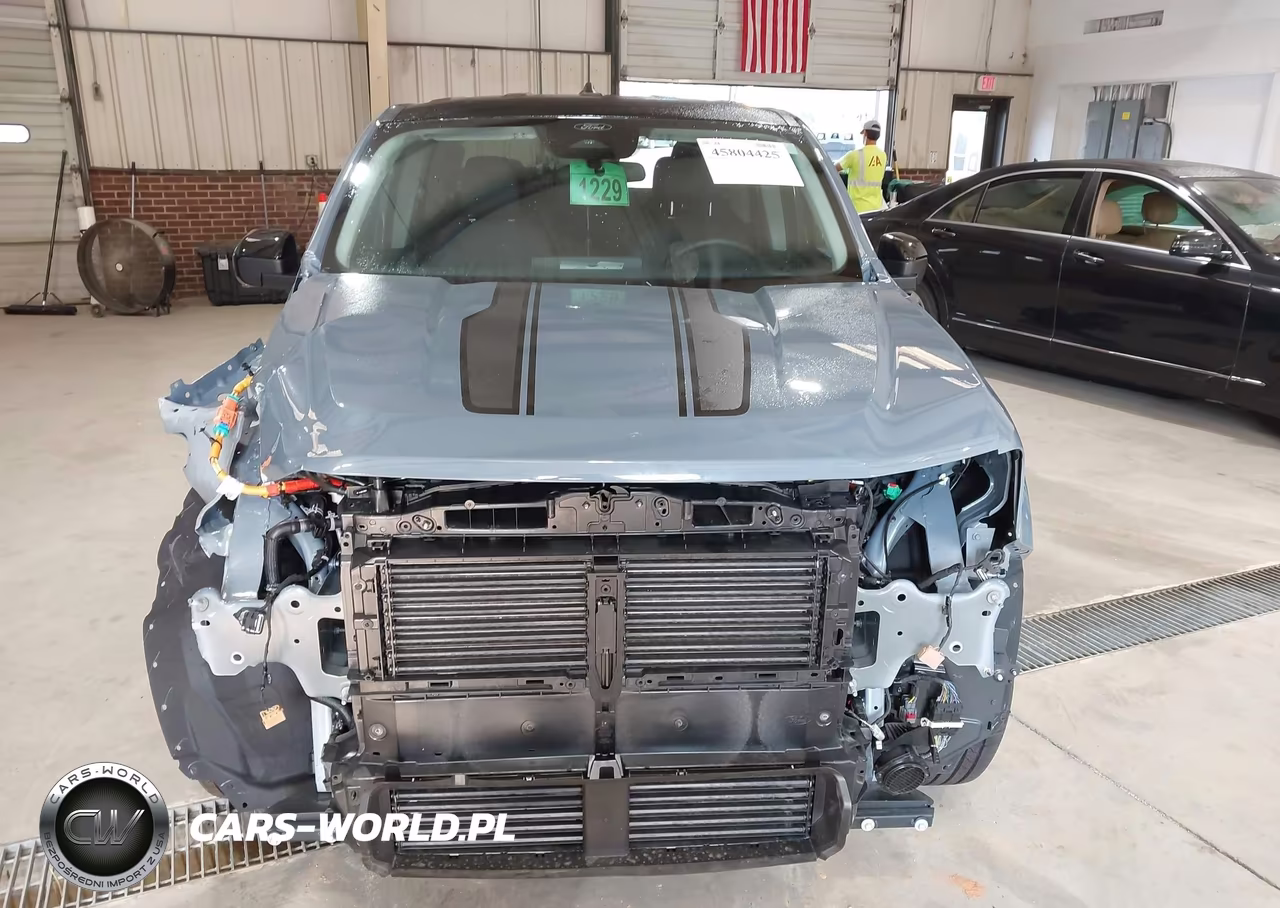 2026 Ford Maverick Xlt VIN:3FTTW8J3XTRA83136 - 13