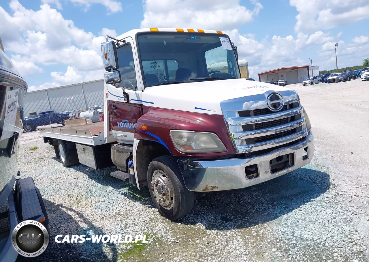 2014 Hino 258-268