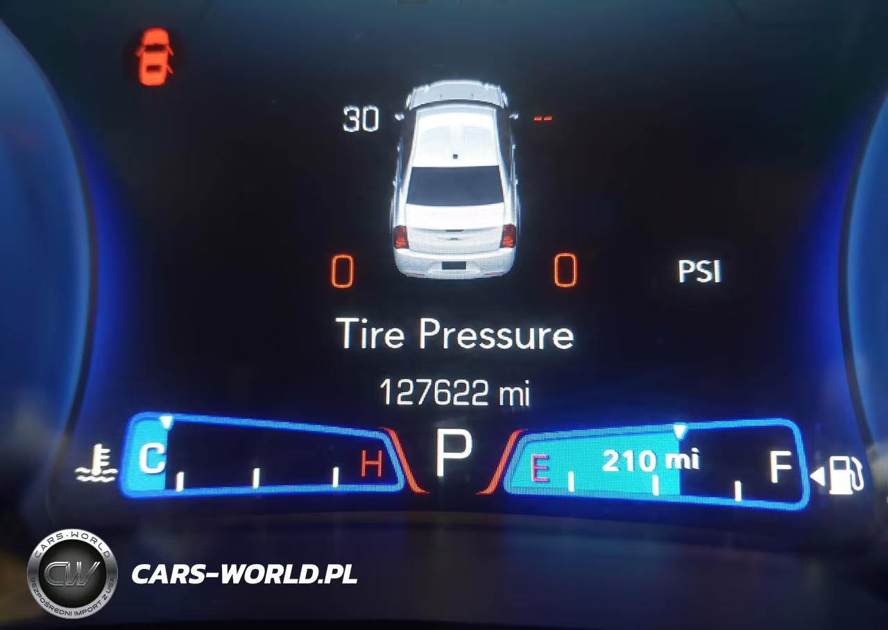 2019 Chrysler 300 300S VIN:2C3CCABG5KH516619 - 16