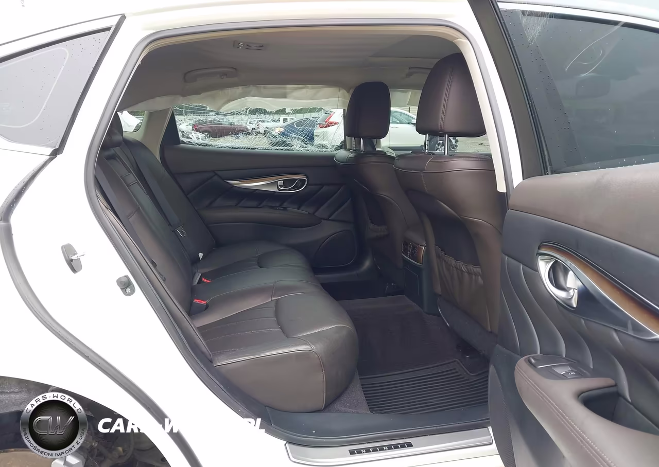 2019 Infiniti Q70L 3.7X Luxe VIN:JN1BY1PR3KM725201 - 8