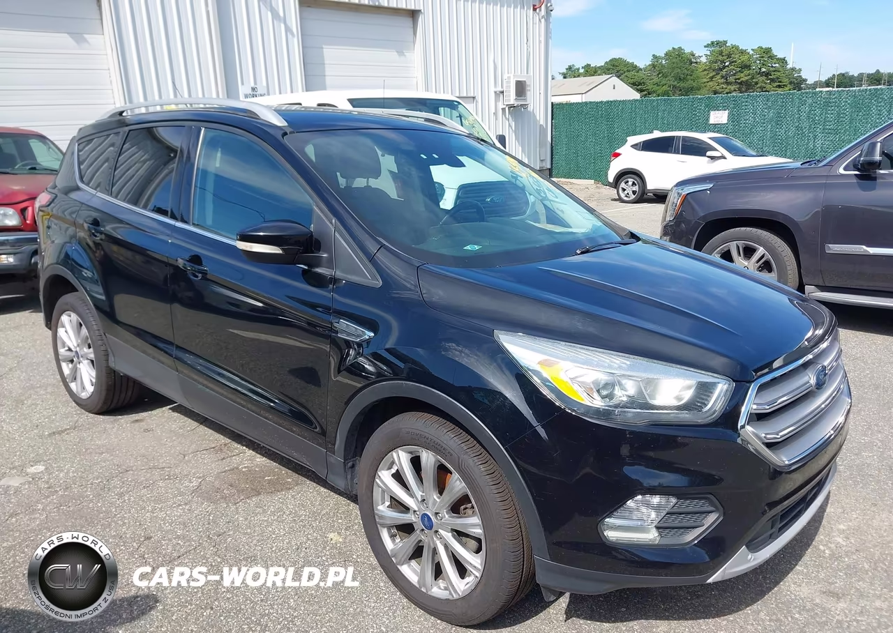 2017 Ford Escape Titanium – zdjęcie 1 z 17