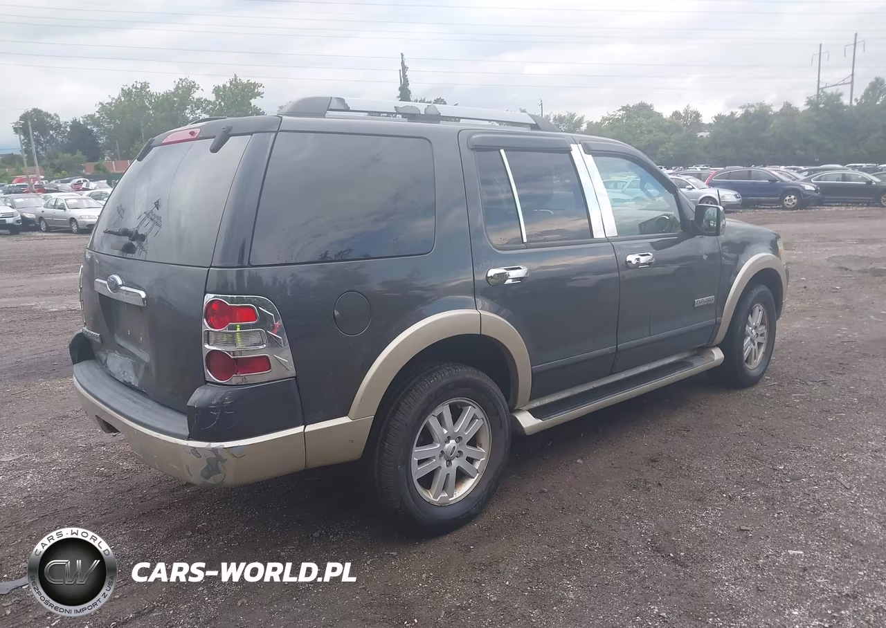 2007 Ford Explorer Eddie Bauer VIN:1FMEU74E97UB85818 - 4
