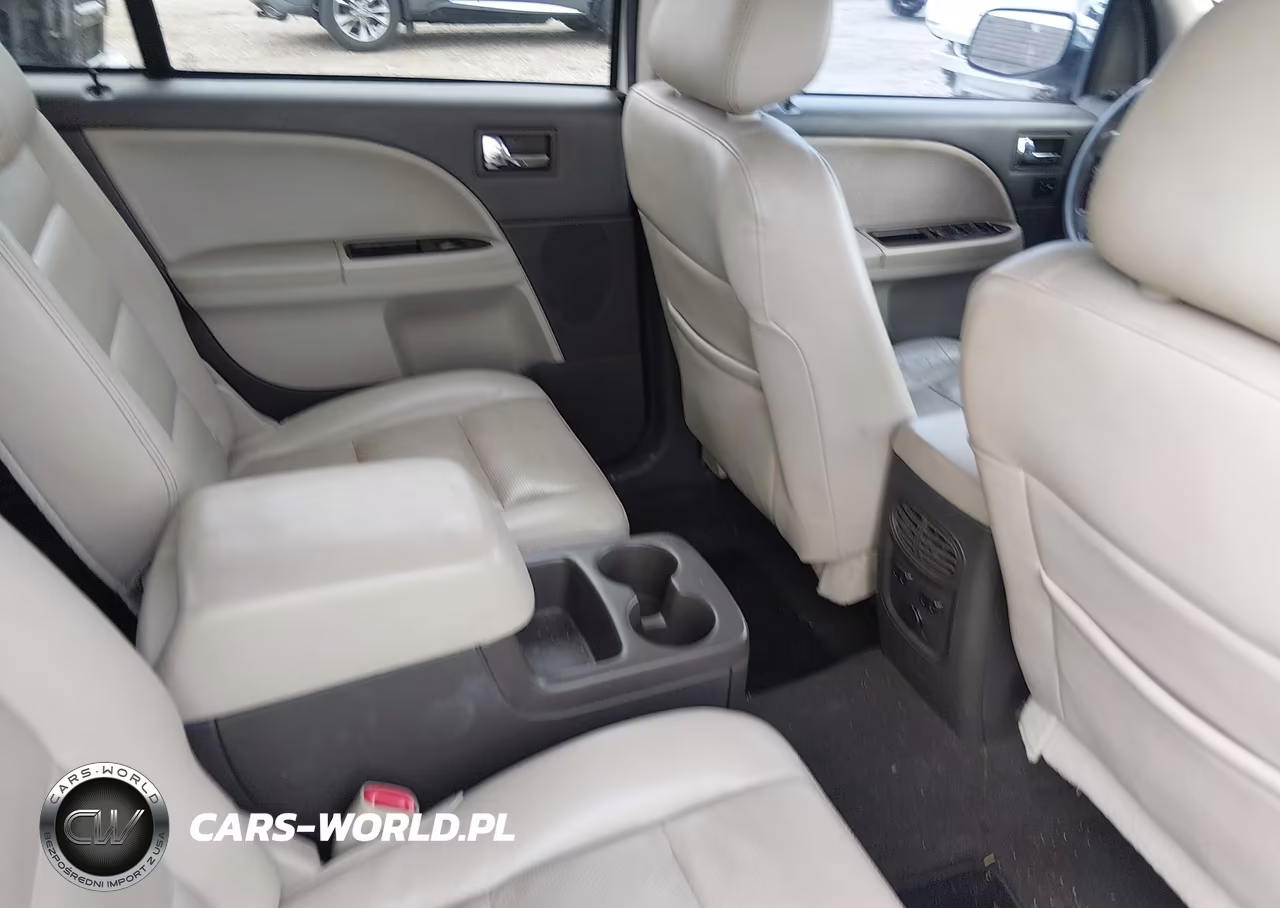 2008 Ford Taurus X Limited VIN:1FMDK06W18GA21607 - 8