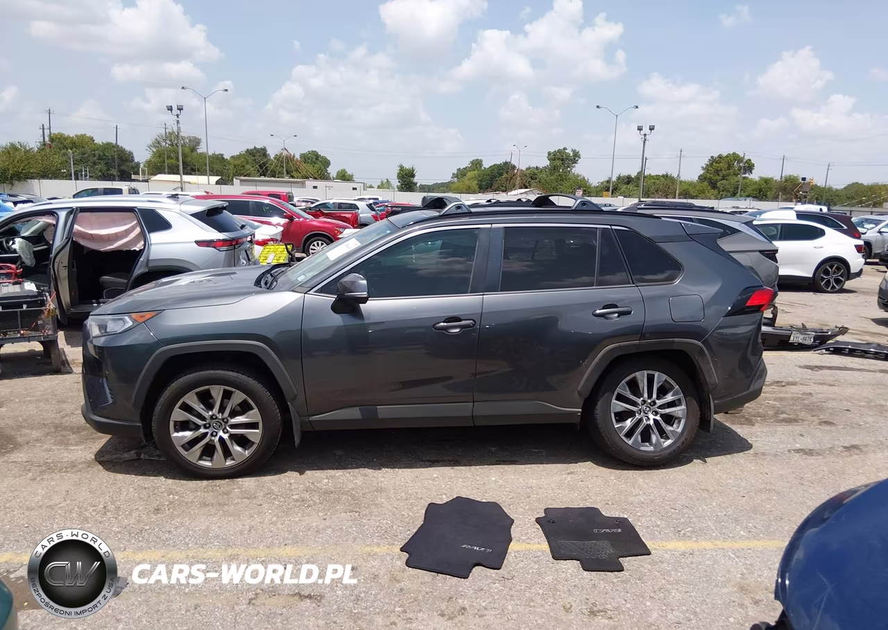 2020 Toyota Rav4 Xle Premium VIN:2T3C1RFV2LC039143 - 14