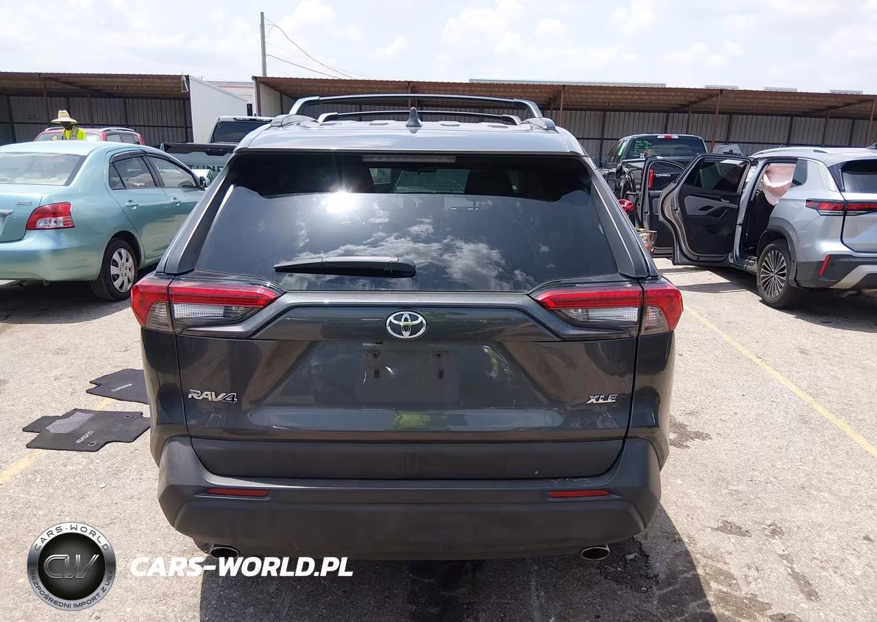 2020 Toyota Rav4 Xle Premium VIN:2T3C1RFV2LC039143 - 16
