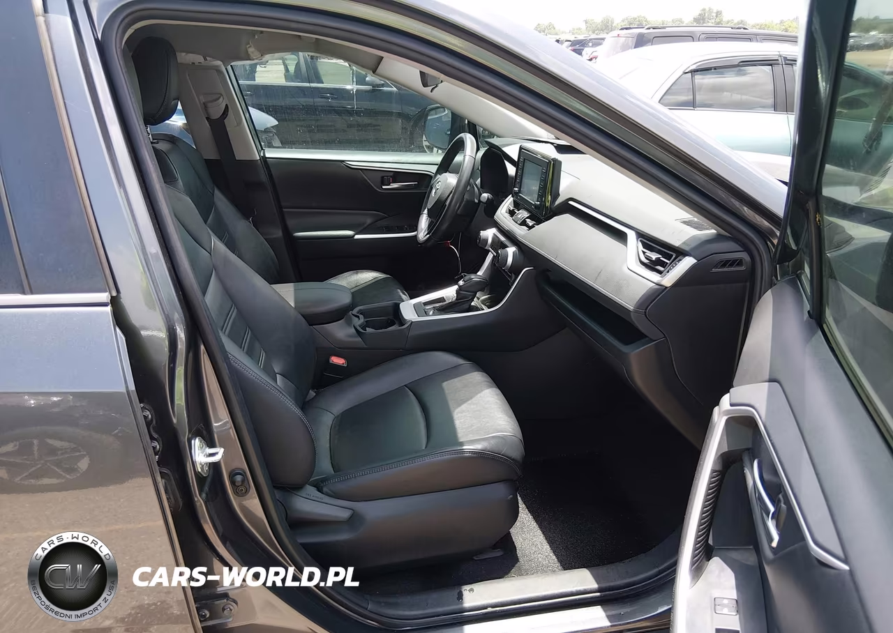 2020 Toyota Rav4 Xle Premium VIN:2T3C1RFV2LC039143 - 5