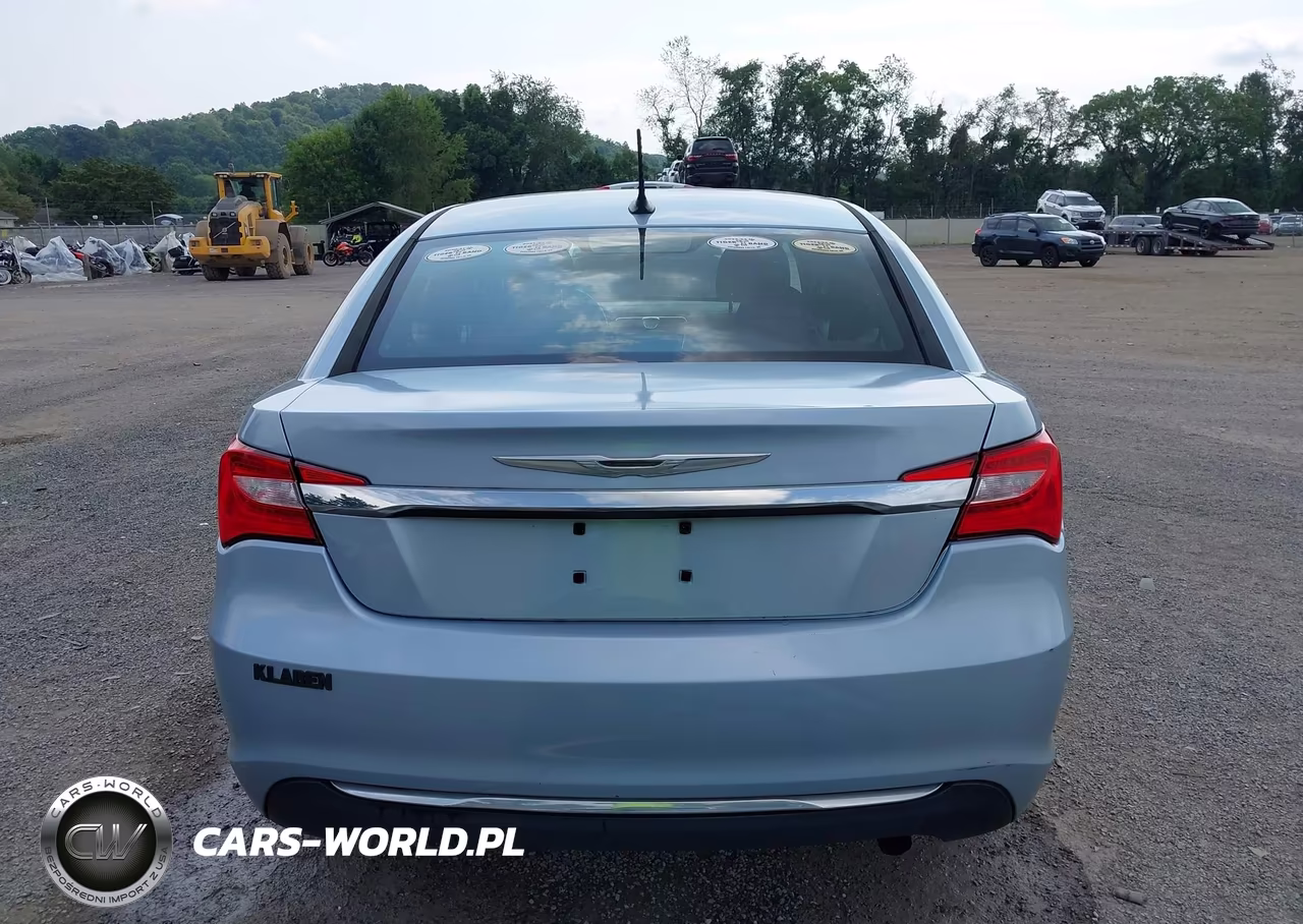 2013 Chrysler 200 Touring VIN:1C3CCBBB8DN743968 - 17