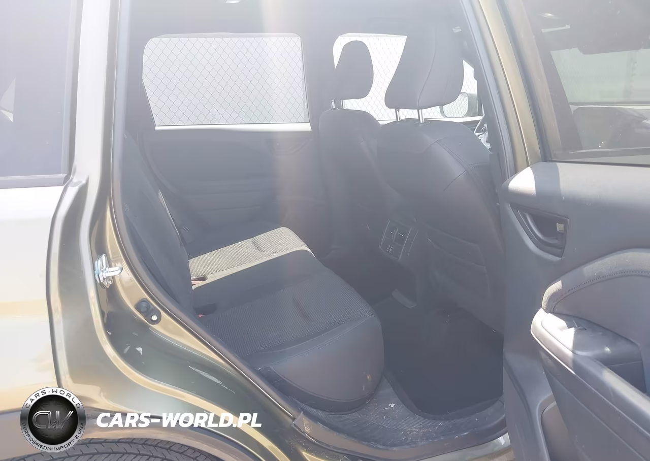 2025 Subaru Forester Premium VIN:JF2SLDDC2SH482830 - 8