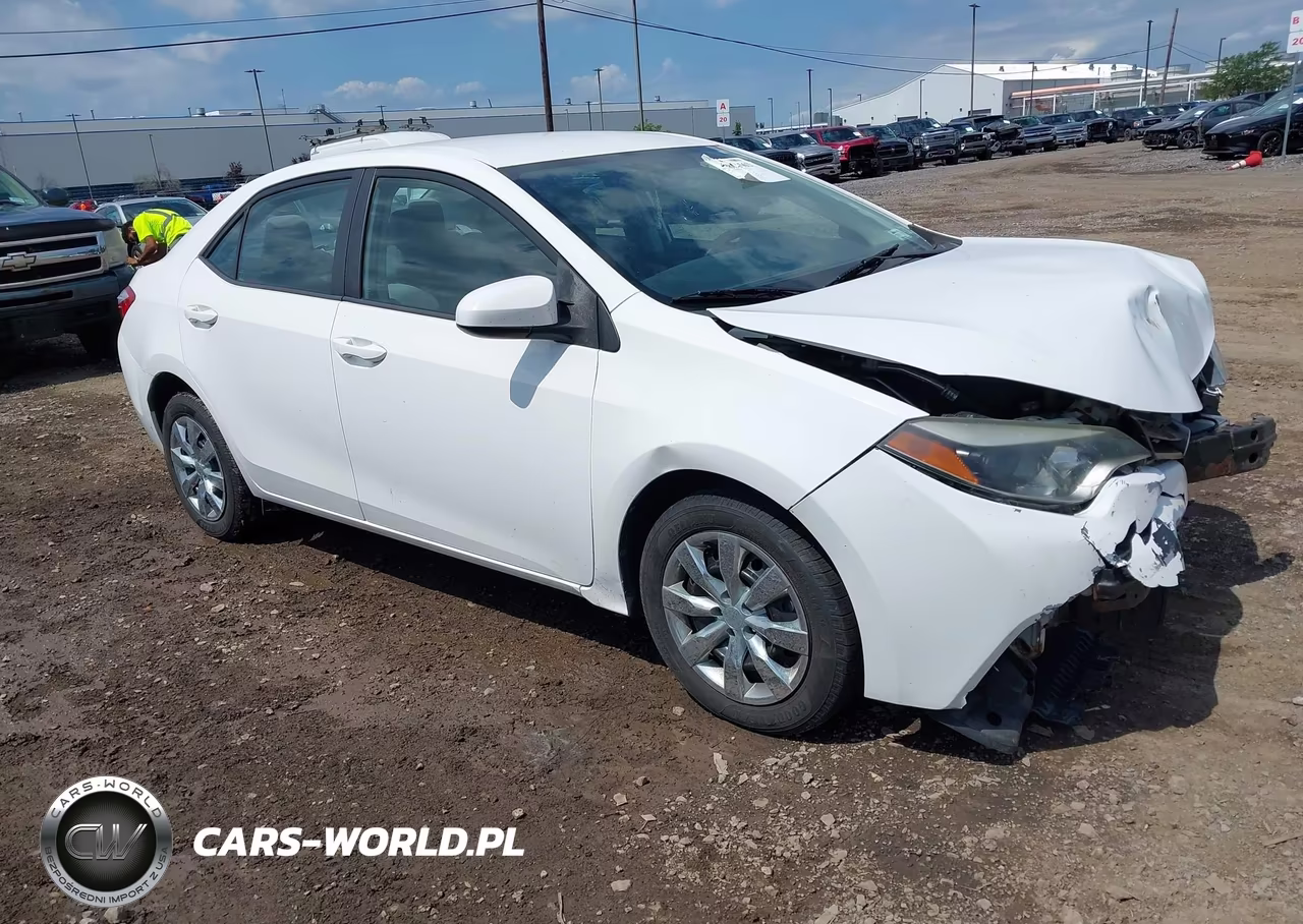 2014 Toyota Corolla Le – zdjęcie 1 z 17