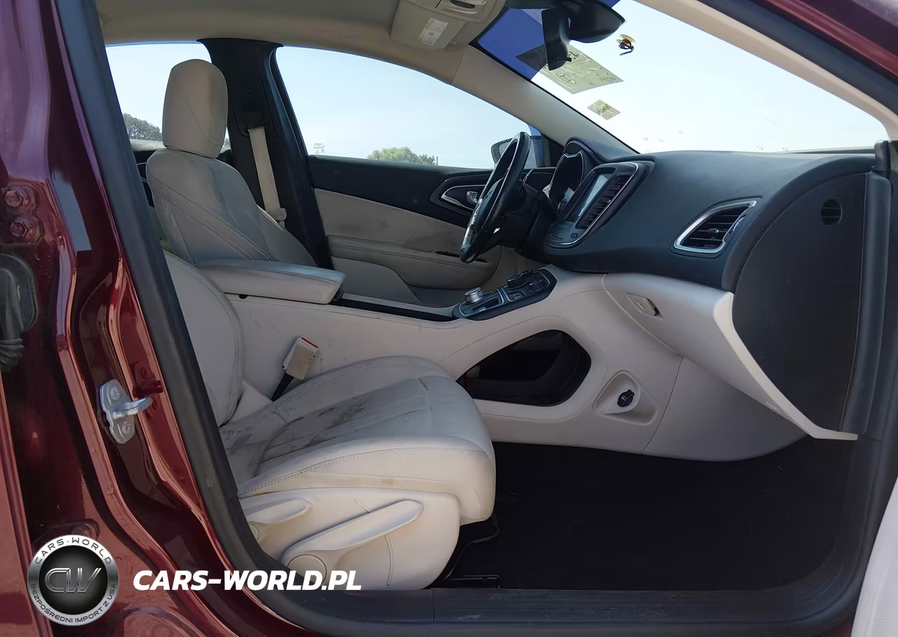 2015 Chrysler 200 Limited VIN:1C3CCCAB0FN646158 - 5