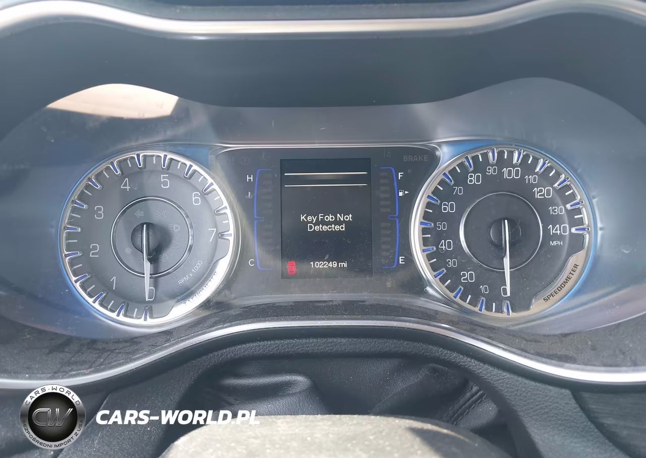 2015 Chrysler 200 Limited VIN:1C3CCCAB0FN646158 - 7