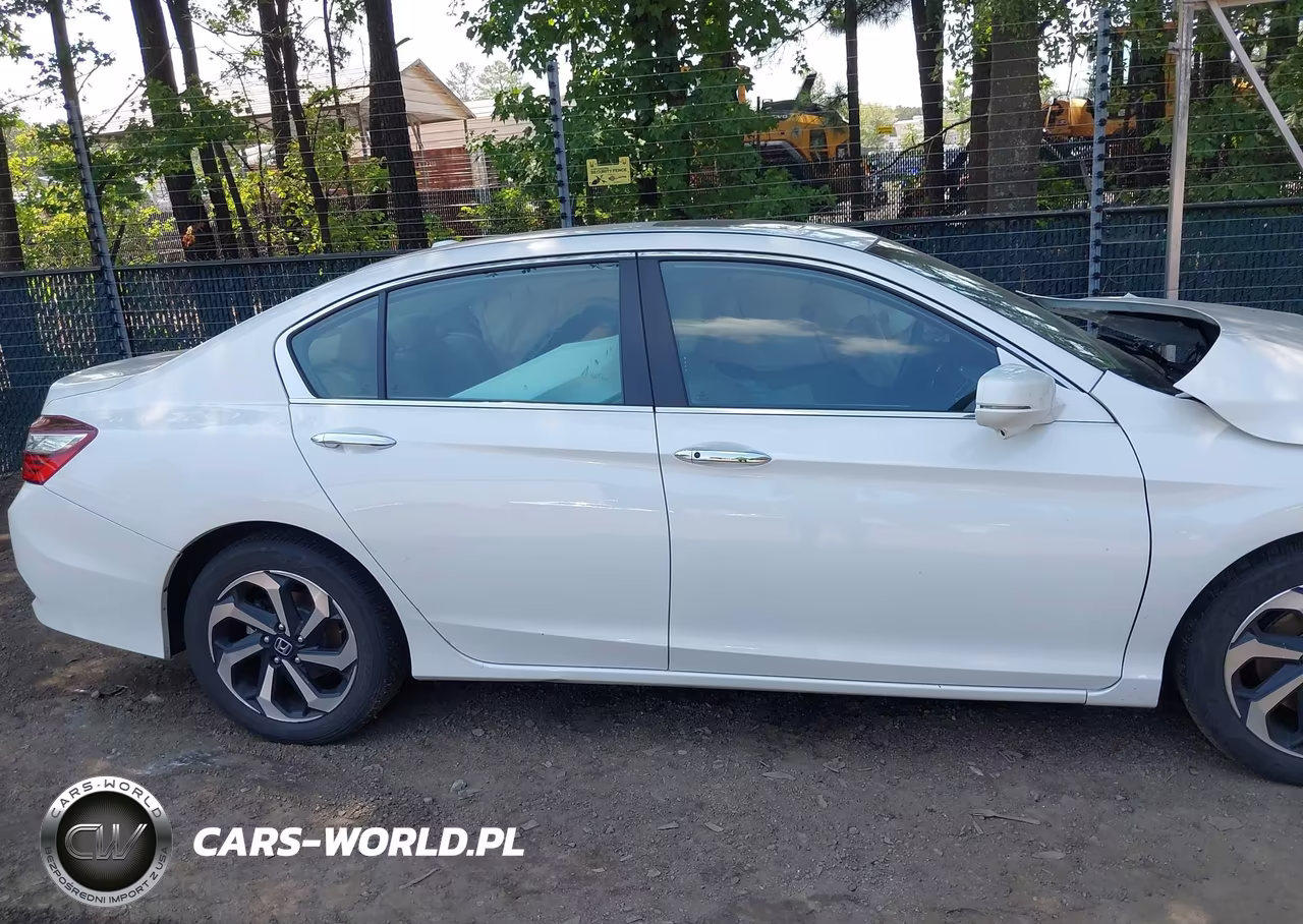 2017 Honda Accord Ex-L VIN:1HGCR2F83HA305222 - 14