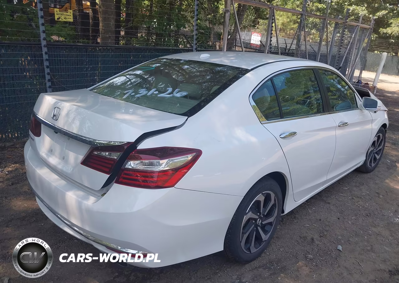 2017 Honda Accord Ex-L VIN:1HGCR2F83HA305222 - 4