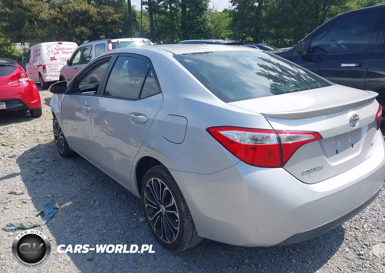 2015 Toyota Corolla S Plus VIN:2T1BURHE3FC452623 - 3