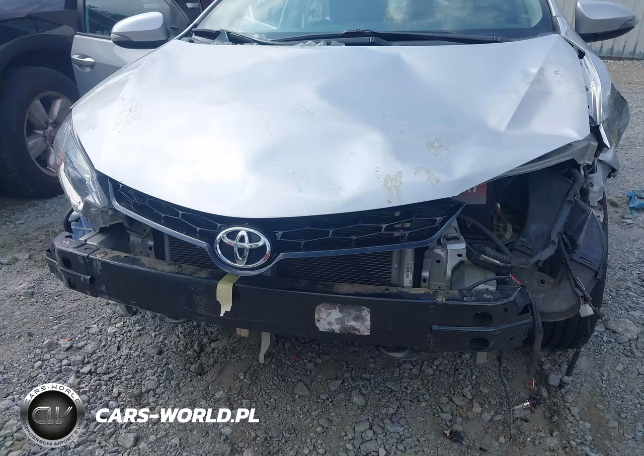 2015 Toyota Corolla S Plus VIN:2T1BURHE3FC452623 - 6