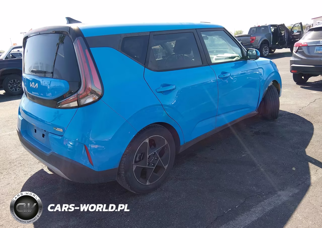 2023 Kia Soul Ex VIN:KNDJ33AU1P7196627 - 4