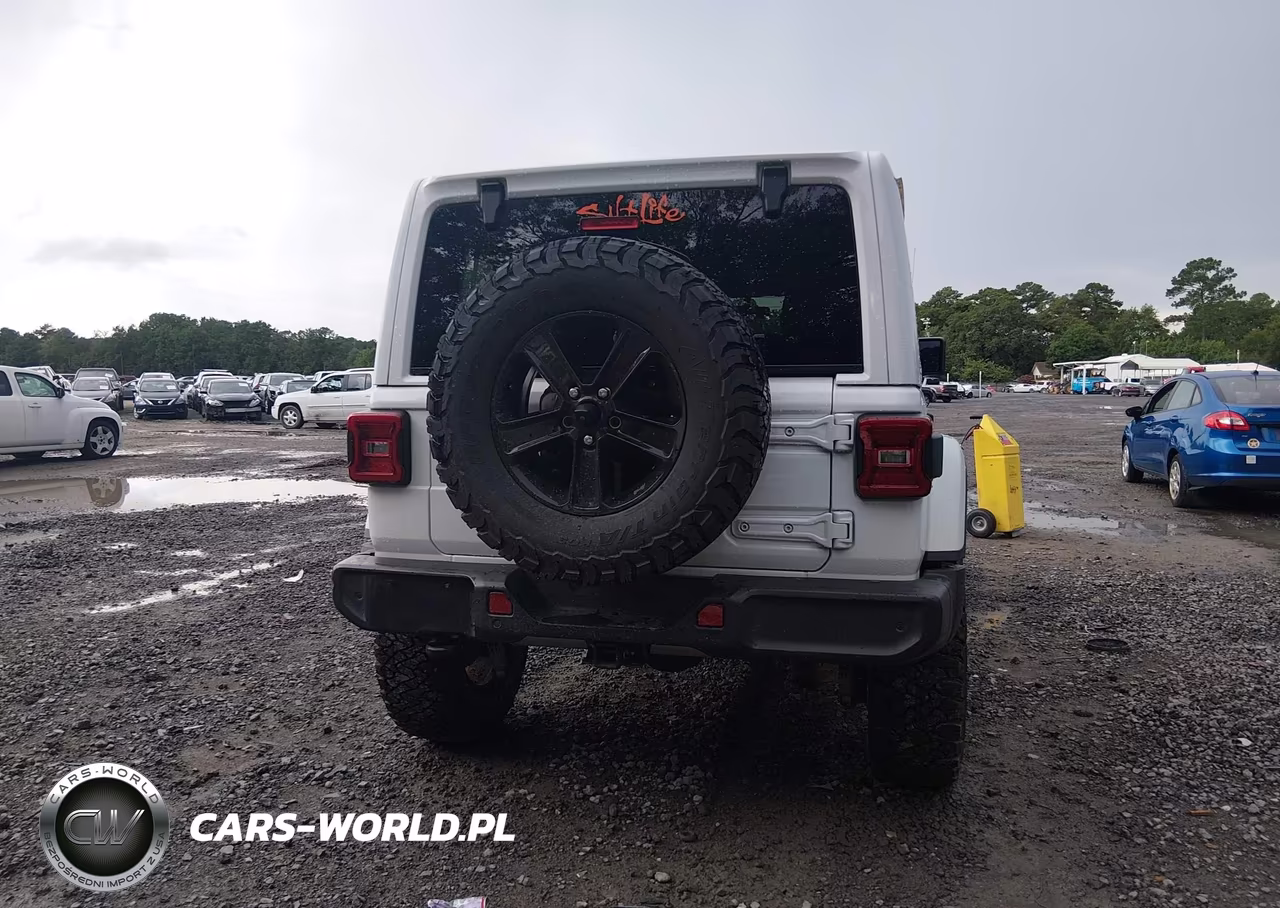 2021 Jeep Wrangler Unlimited Sahara Altitude 4X4 VIN:1C4HJXEG1MW607946 - 16