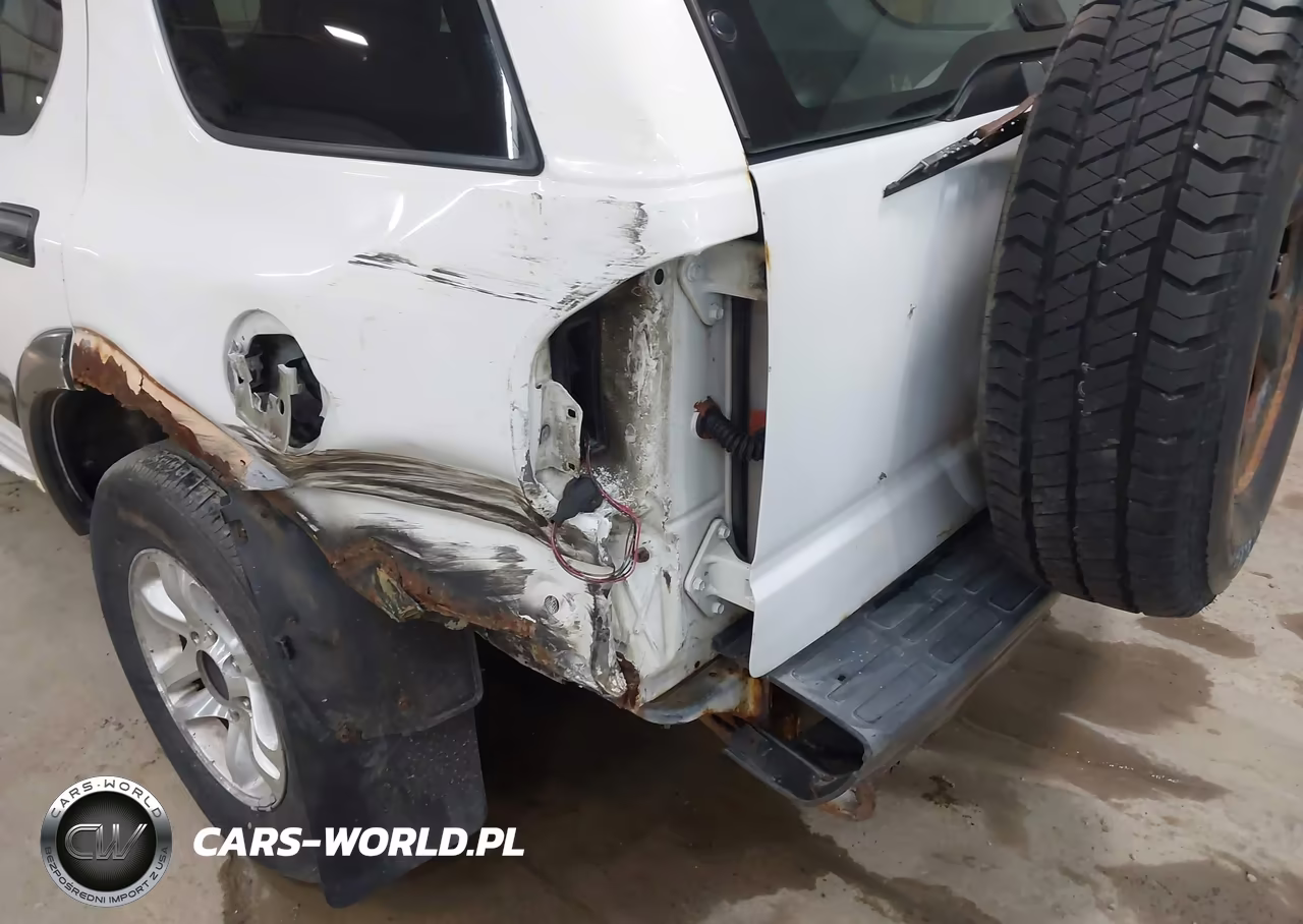 2003 Isuzu Rodeo S 3.2L V6 VIN:4S2DM58W434312903 - 12
