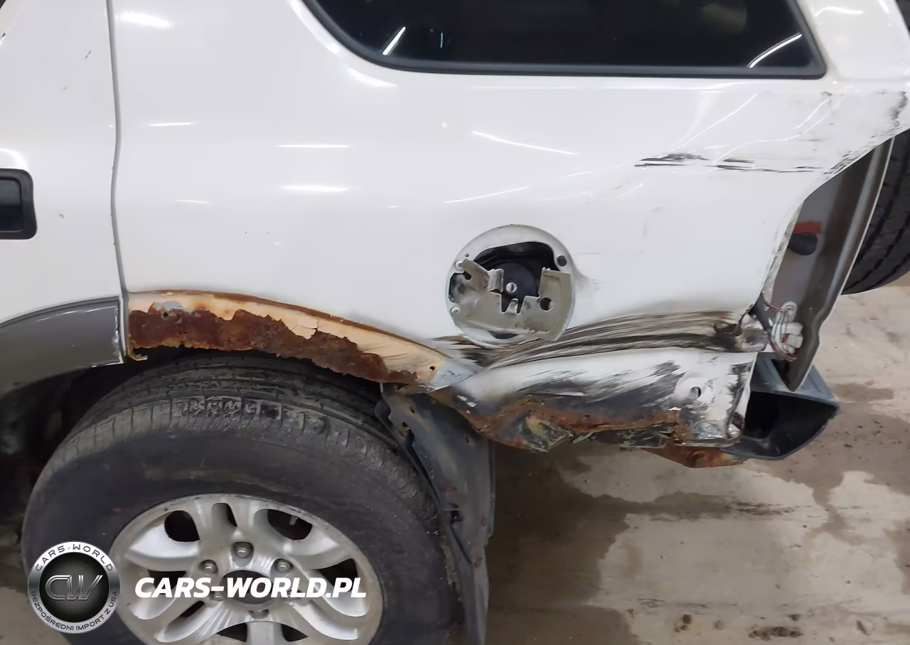 2003 Isuzu Rodeo S 3.2L V6 VIN:4S2DM58W434312903 - 6