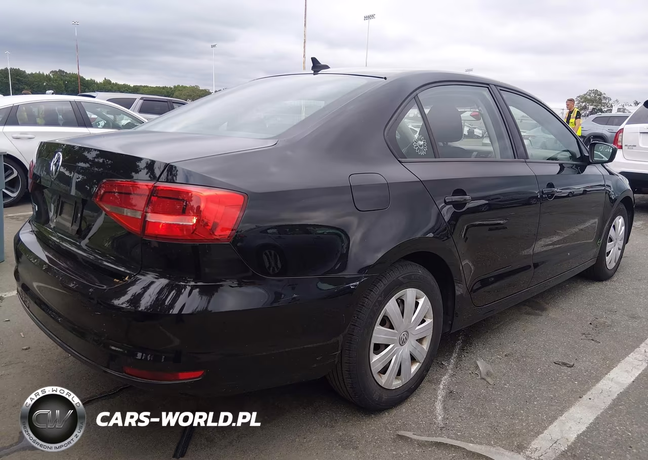 2015 Volkswagen Jetta 2.0L S VIN:3VW2K7AJ8FM306062 - 4