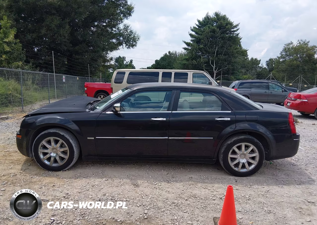 2010 Chrysler 300 Touring-Signature Series-Executive Series VIN:2C3CA5CV3AH141256 - 14