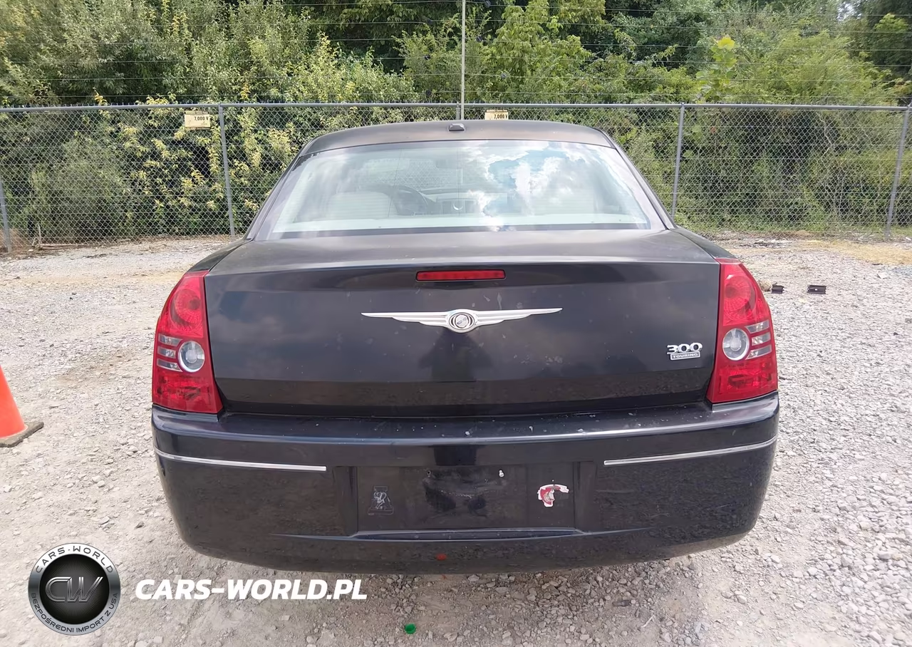 2010 Chrysler 300 Touring-Signature Series-Executive Series VIN:2C3CA5CV3AH141256 - 16