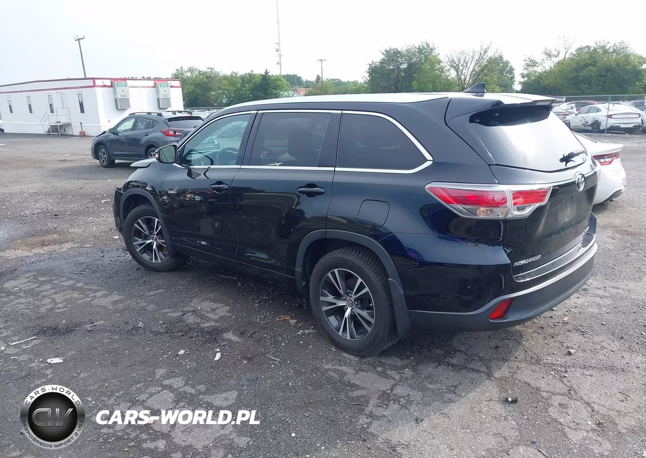 2016 Toyota Highlander Xle V6 VIN:5TDJKRFH6GS309205 - 3
