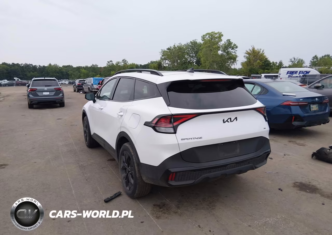 2025 Kia Sportage X-Line VIN:5XYK6CDF4SG304484 - 3