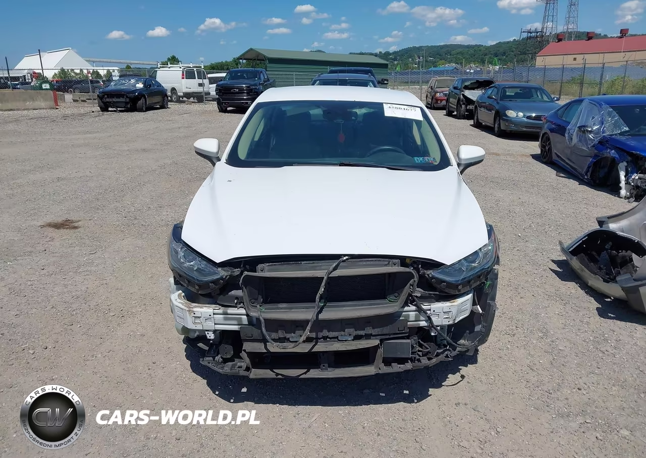 2019 Ford Fusion S VIN:3FA6P0G78KR153663 - 13