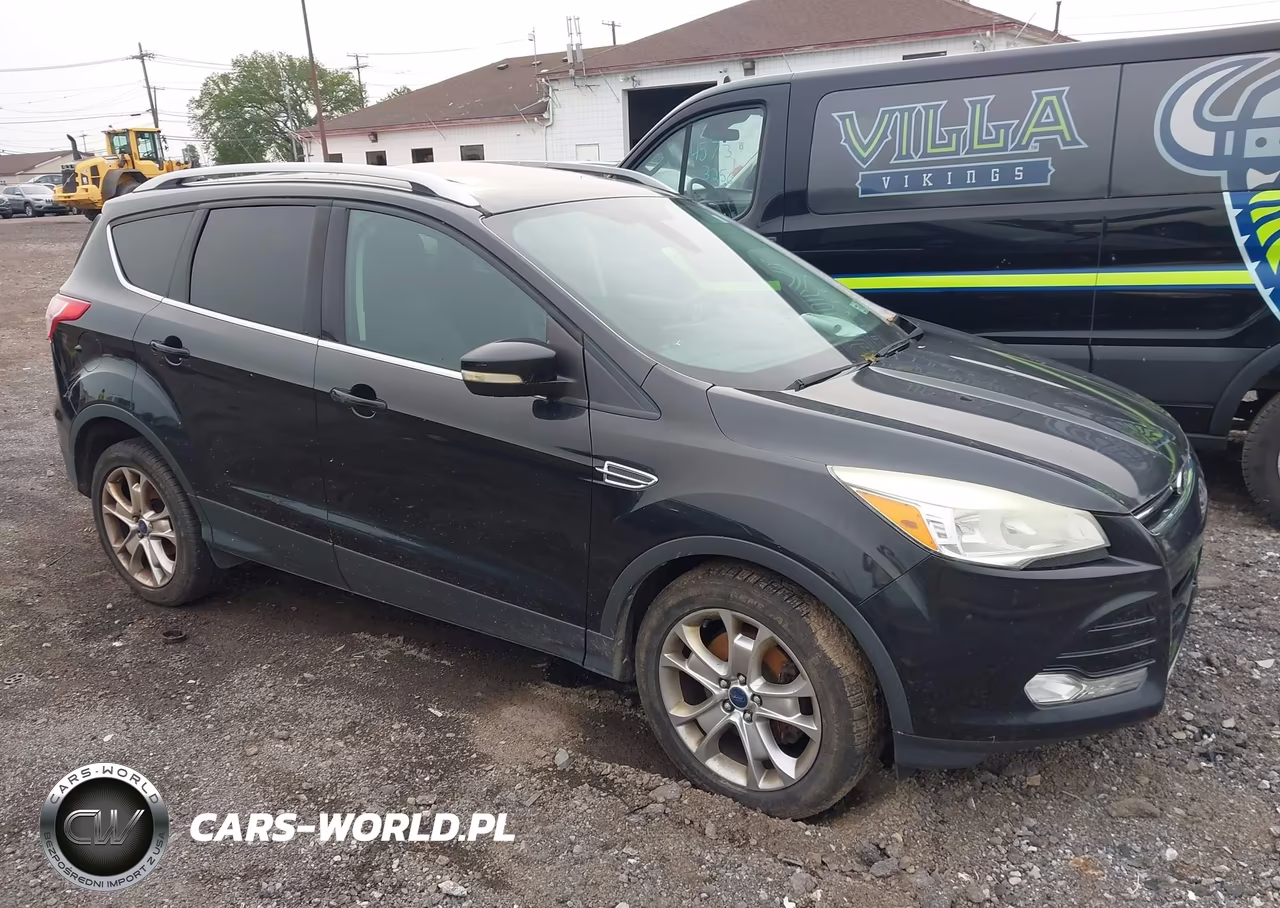 2014 Ford Escape Titanium – zdjęcie 1 z 11