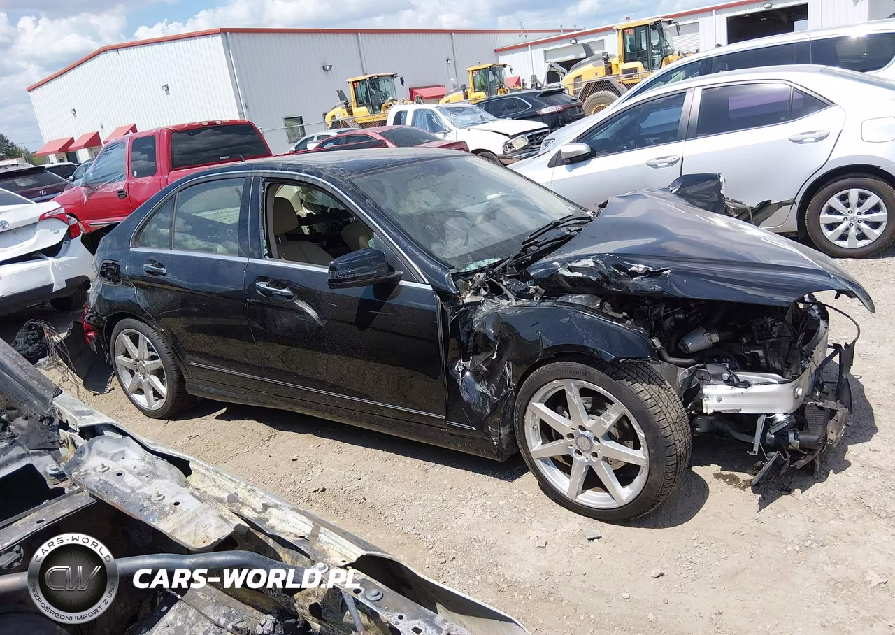 2014 Mercedes-Benz C 250 Sport VIN:WDDGF4HB0EA955480 - 13